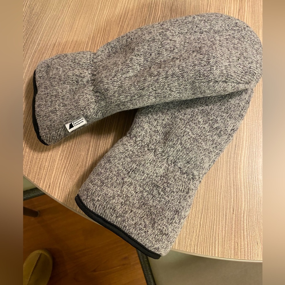 Grey mittens from MEC